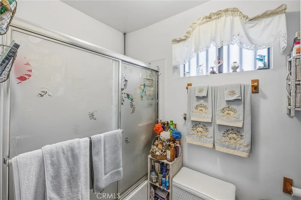 1115 Walnut Grove Rosemead, CA 91770