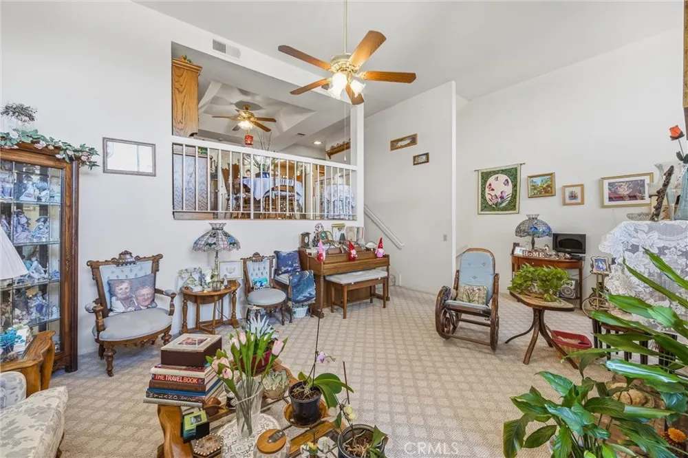1115 Walnut Grove Rosemead, CA 91770