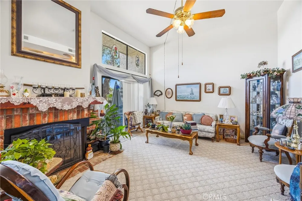 1115 Walnut Grove Rosemead, CA 91770
