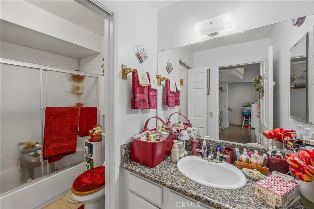 1115 Walnut Grove Rosemead, CA 91770