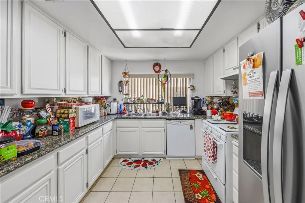 1115 Walnut Grove Rosemead, CA 91770