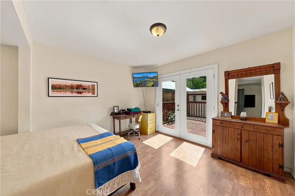 6437 13th Lucerne, CA 95458