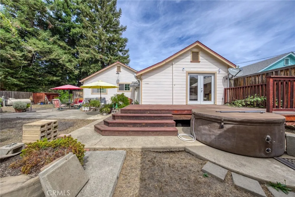 6437 13th Lucerne, CA 95458