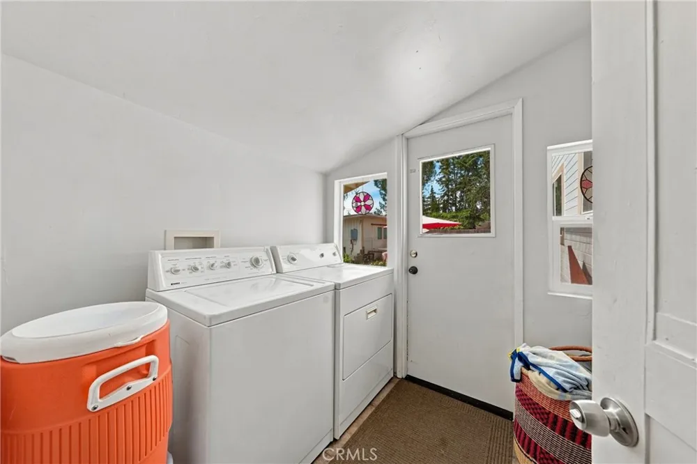 6437 13th Lucerne, CA 95458