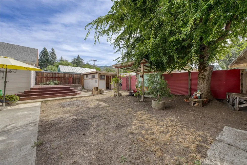 6437 13th Lucerne, CA 95458