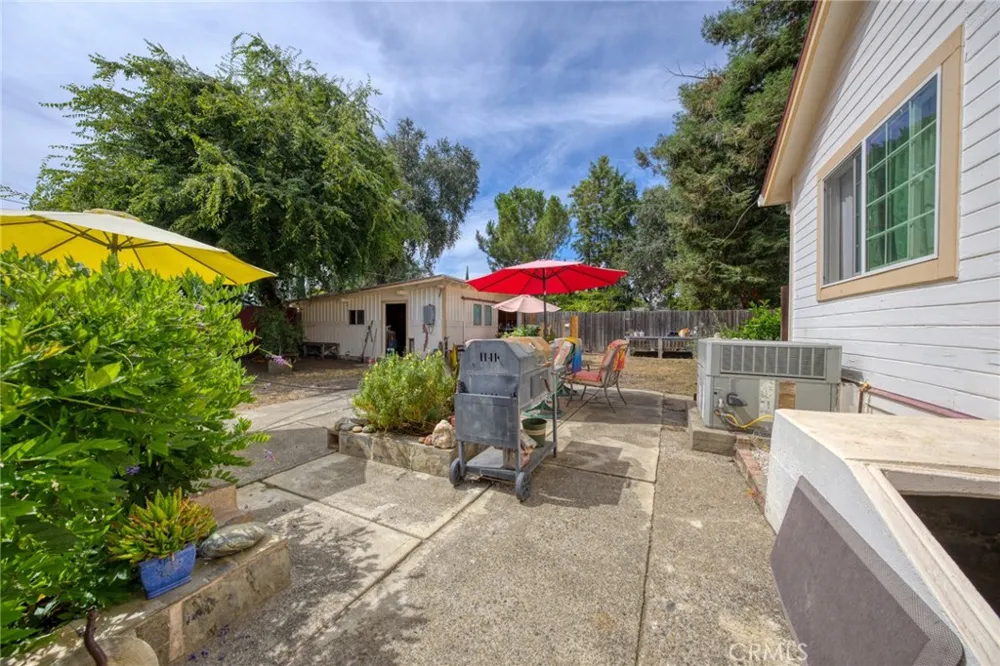 6437 13th Lucerne, CA 95458