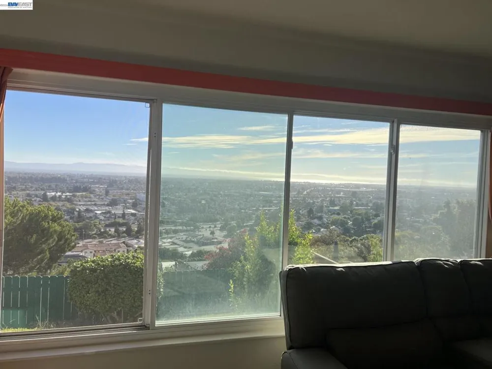 2317 Prosperity Way San Leandro, CA 94578