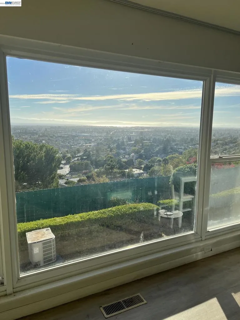 2317 Prosperity Way San Leandro, CA 94578
