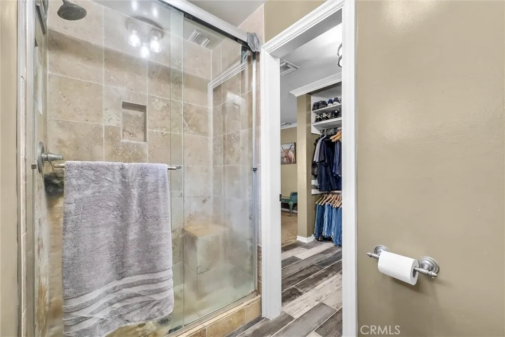 1080 1st Norco, CA 92860