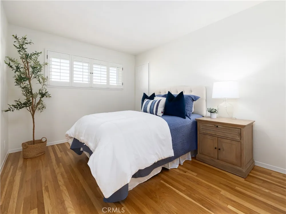 13761 University Westminster, CA 92683
