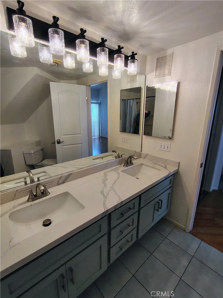 11405 Affinity Court #235 San Diego, CA 92131