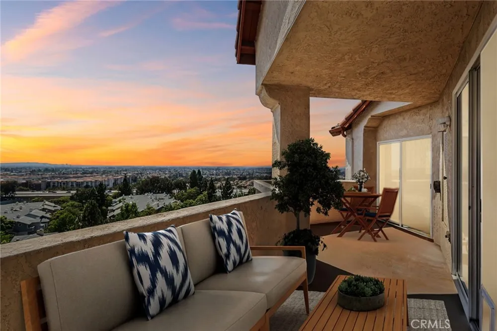 11405 Affinity Court #235 San Diego, CA 92131