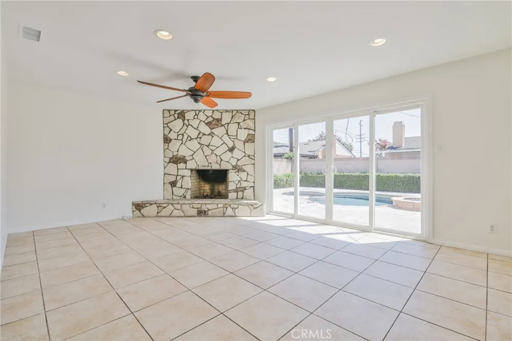 10012 St Stephen Cypress, CA 90630