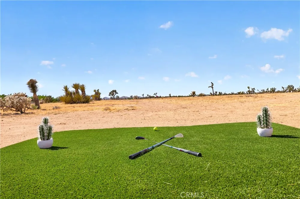 2848 Harmony Yucca Valley, CA 92284