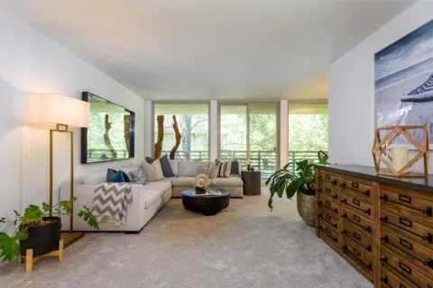 1100 Sharon Park Drive #13