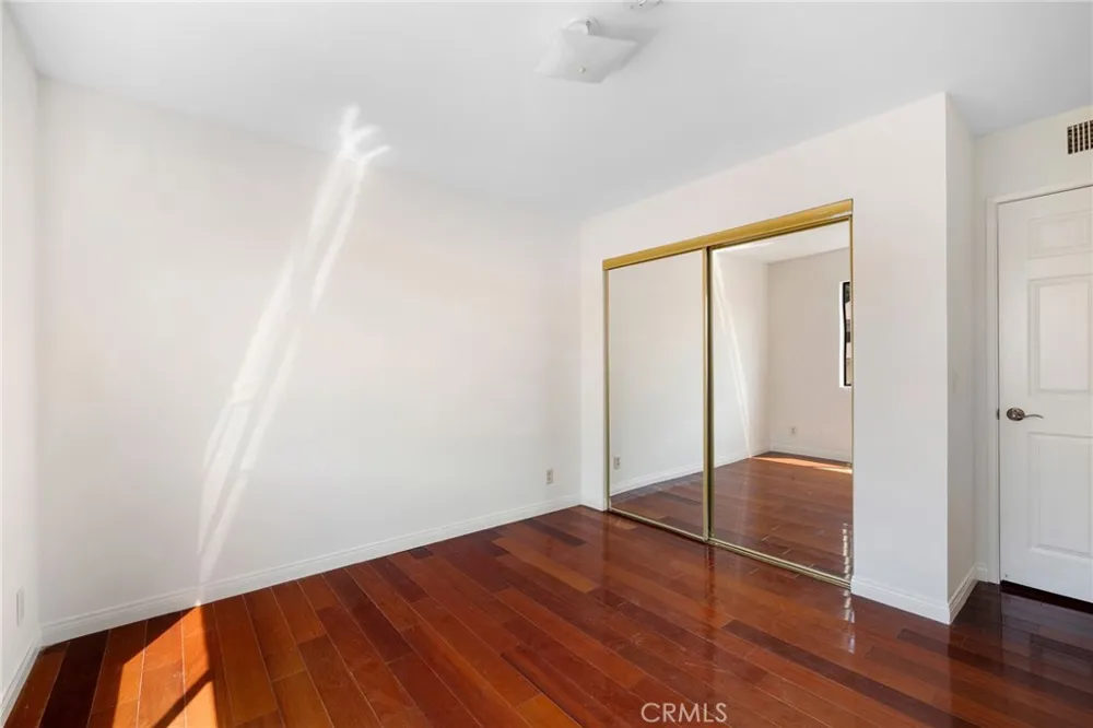 1134 Campbell #307 Glendale, CA 91207