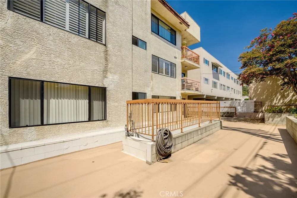 1134 Campbell #307 Glendale, CA 91207