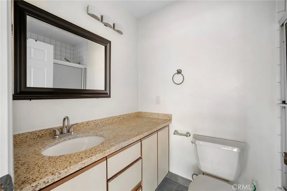 1134 Campbell #307 Glendale, CA 91207