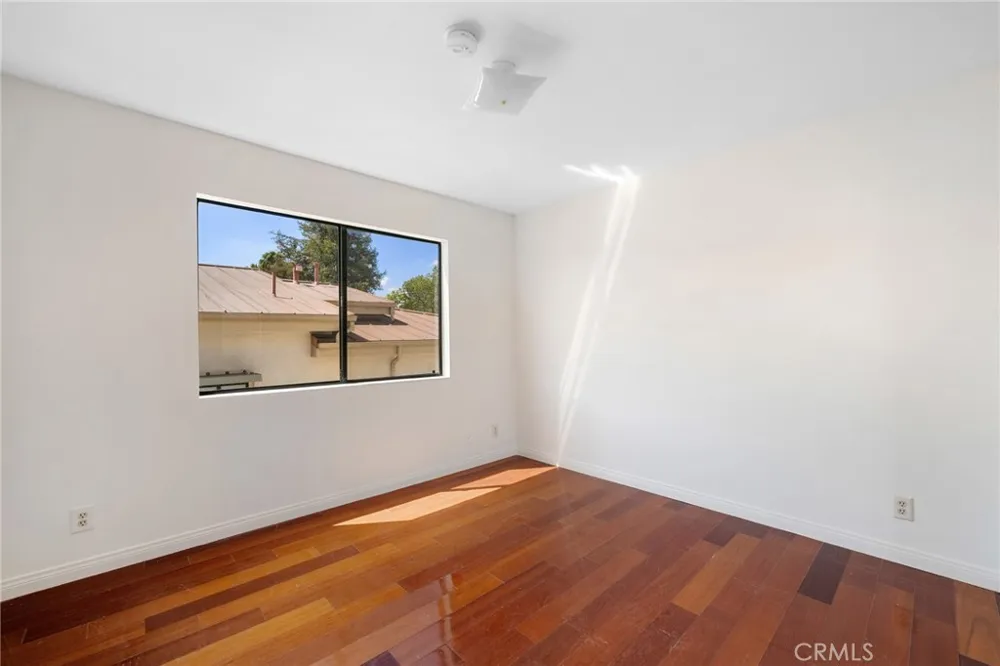 1134 Campbell #307 Glendale, CA 91207