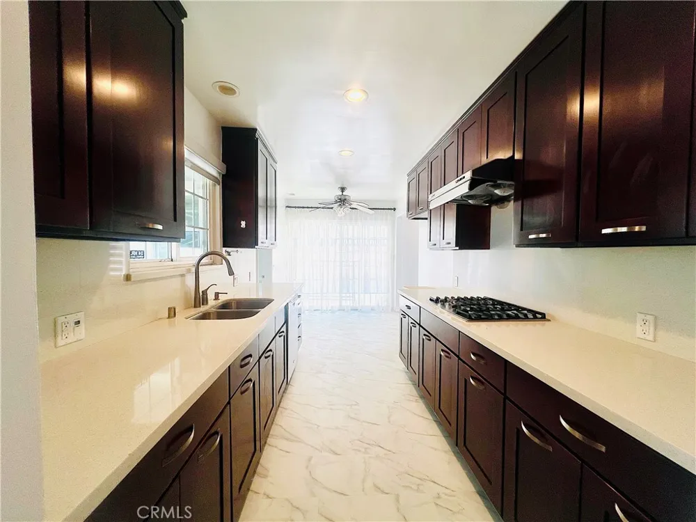 1704 E Vine Avenue West Covina, CA 91791