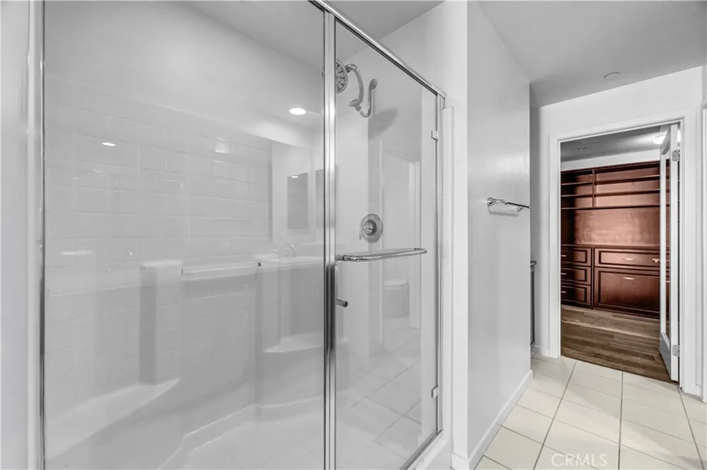 83 Waldorf Irvine, CA 92612