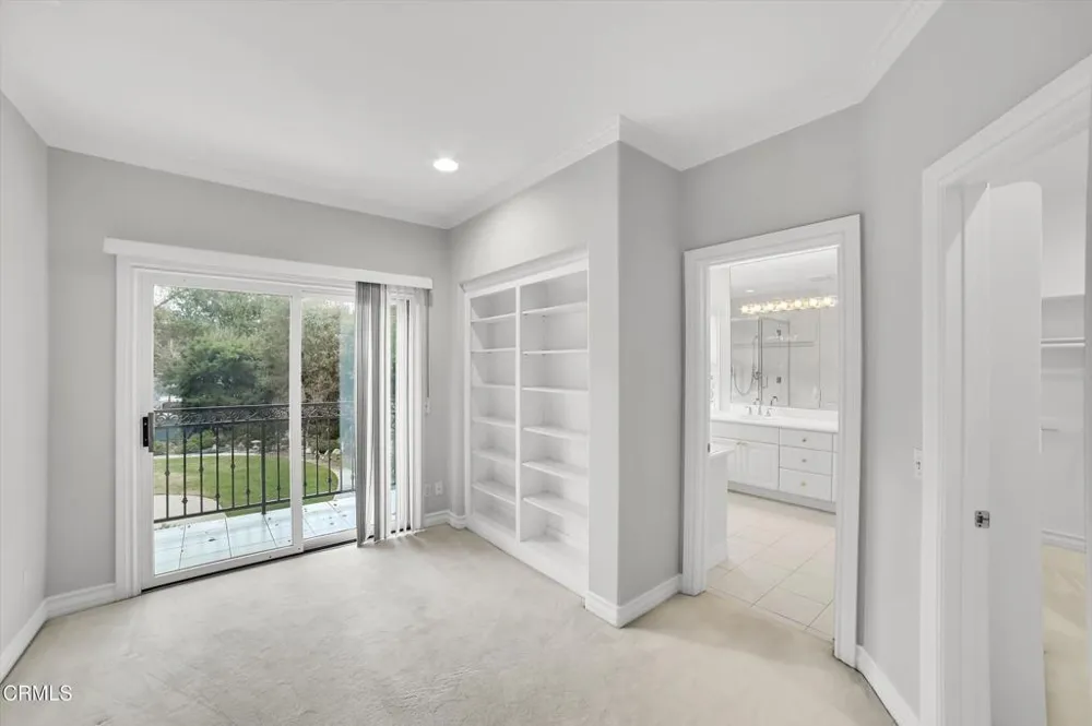4828 Gould Avenue La Canada Flintridge, CA 91011