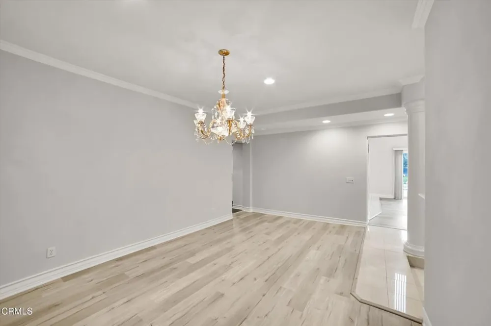4828 Gould Avenue La Canada Flintridge, CA 91011