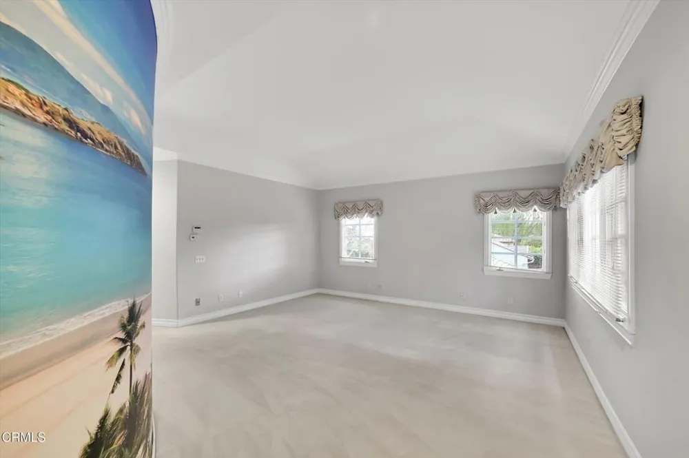 4828 Gould Avenue La Canada Flintridge, CA 91011