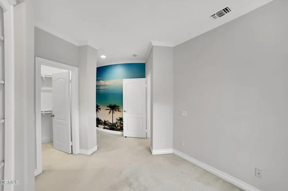 4828 Gould Avenue La Canada Flintridge, CA 91011