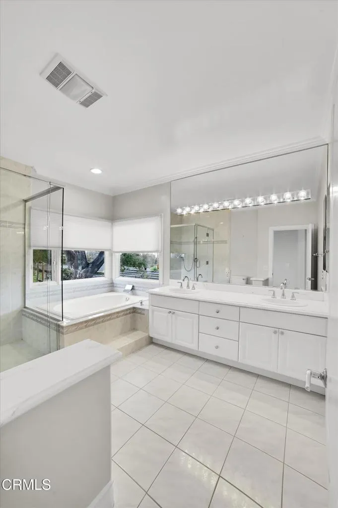 4828 Gould Avenue La Canada Flintridge, CA 91011