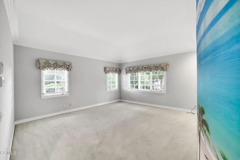 4828 Gould Avenue La Canada Flintridge, CA 91011