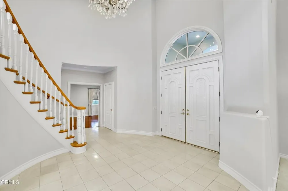 4828 Gould Avenue La Canada Flintridge, CA 91011