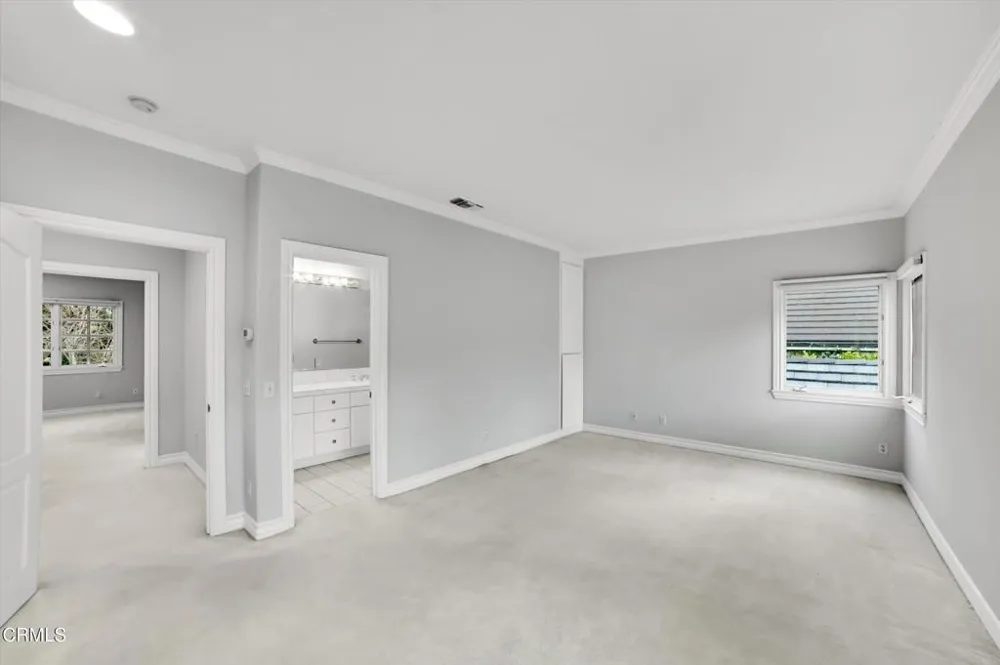 4828 Gould Avenue La Canada Flintridge, CA 91011