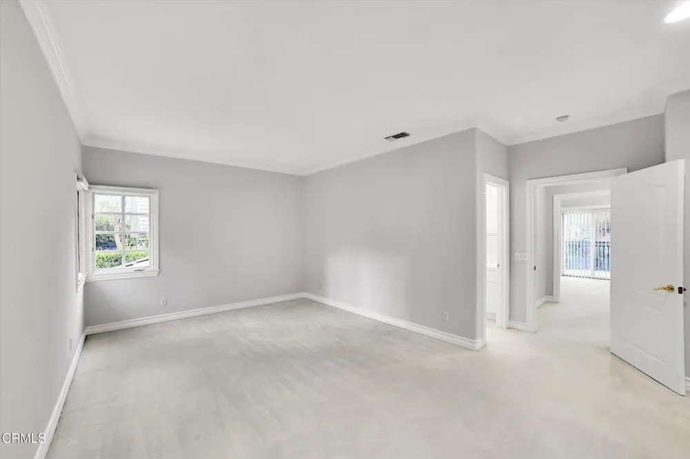 4828 Gould Avenue La Canada Flintridge, CA 91011