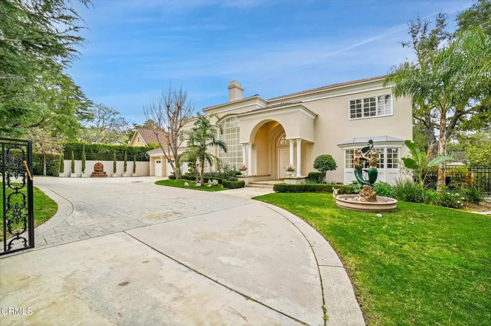 4828 Gould Avenue La Canada Flintridge, CA 91011