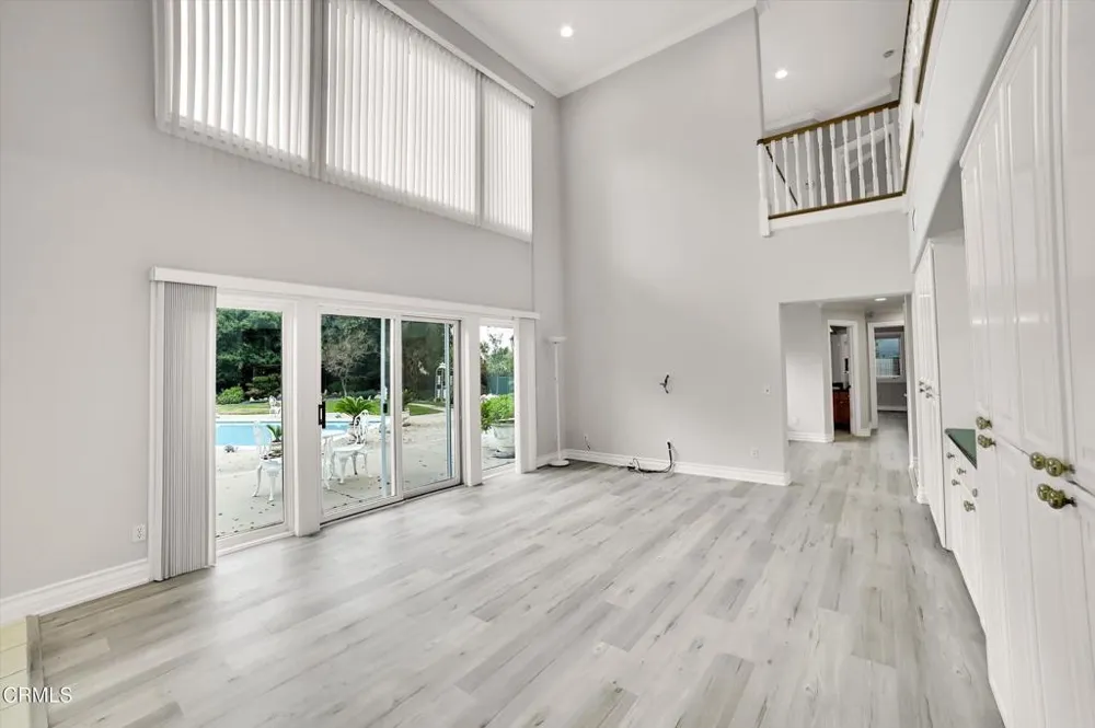 4828 Gould Avenue La Canada Flintridge, CA 91011