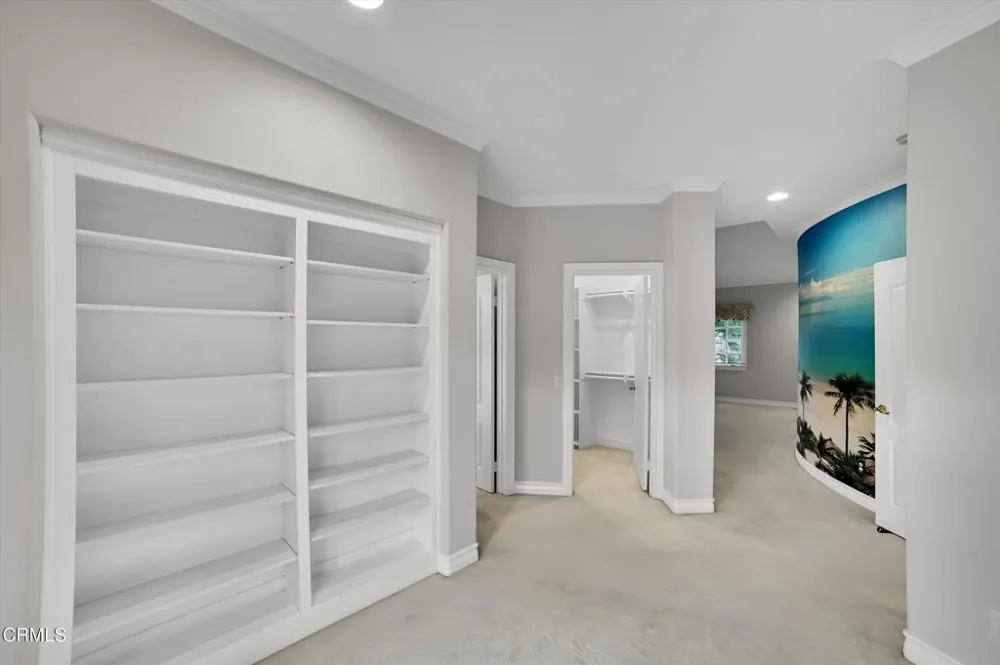 4828 Gould Avenue La Canada Flintridge, CA 91011