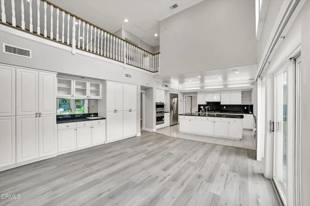 4828 Gould Avenue La Canada Flintridge, CA 91011