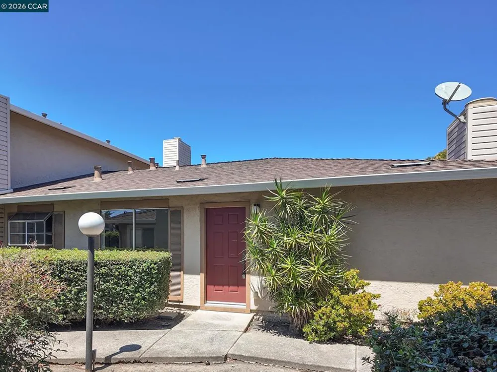 2579 El Portal Drive #A San Pablo, CA 94806