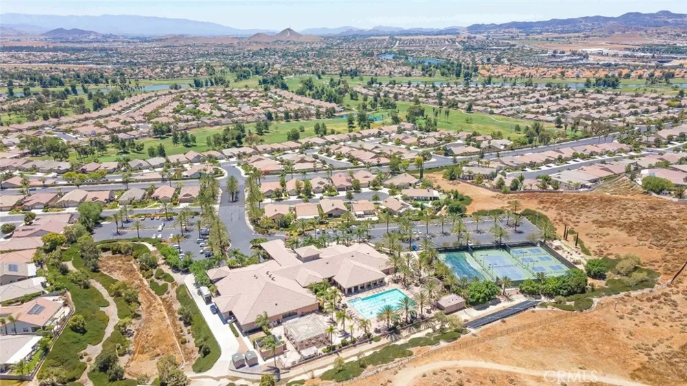28657 Peach Springs Menifee, CA 92584