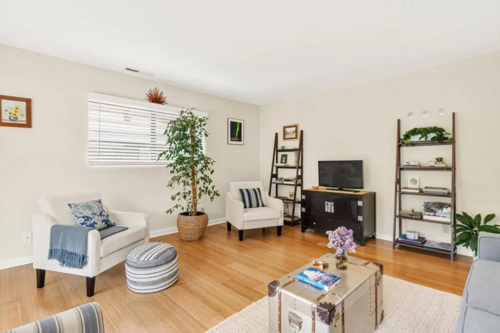 9500 Center Street #4 Carmel, CA 93923