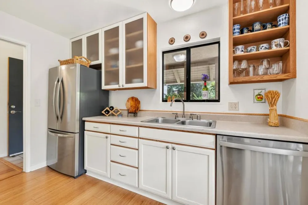 9500 Center Street #4 Carmel, CA 93923