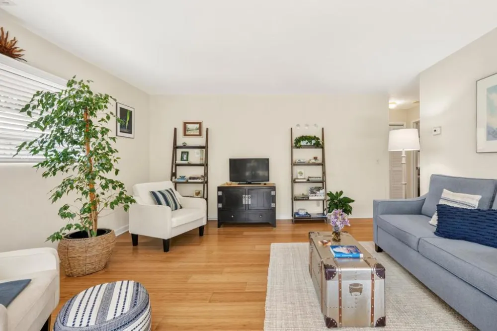 9500 Center Street #4 Carmel, CA 93923