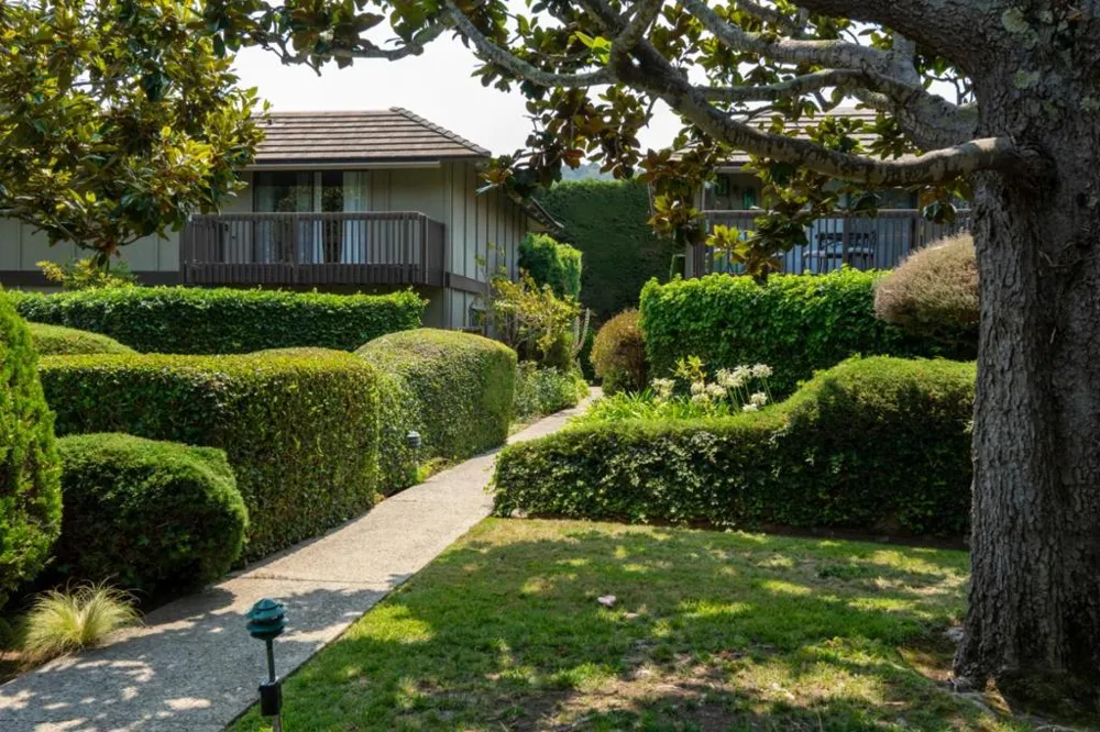 9500 Center Street #4 Carmel, CA 93923