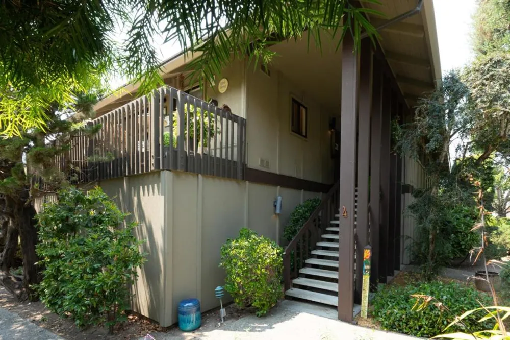 9500 Center Street #4 Carmel, CA 93923