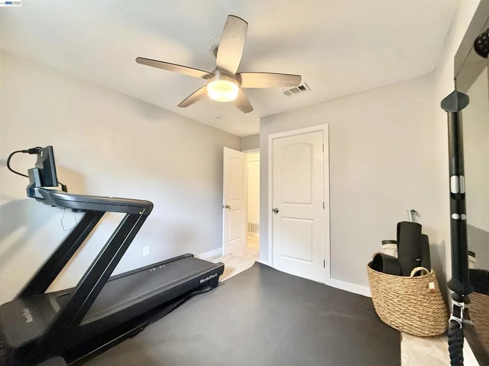 1357 Pajaro Ave Manteca, CA 95336