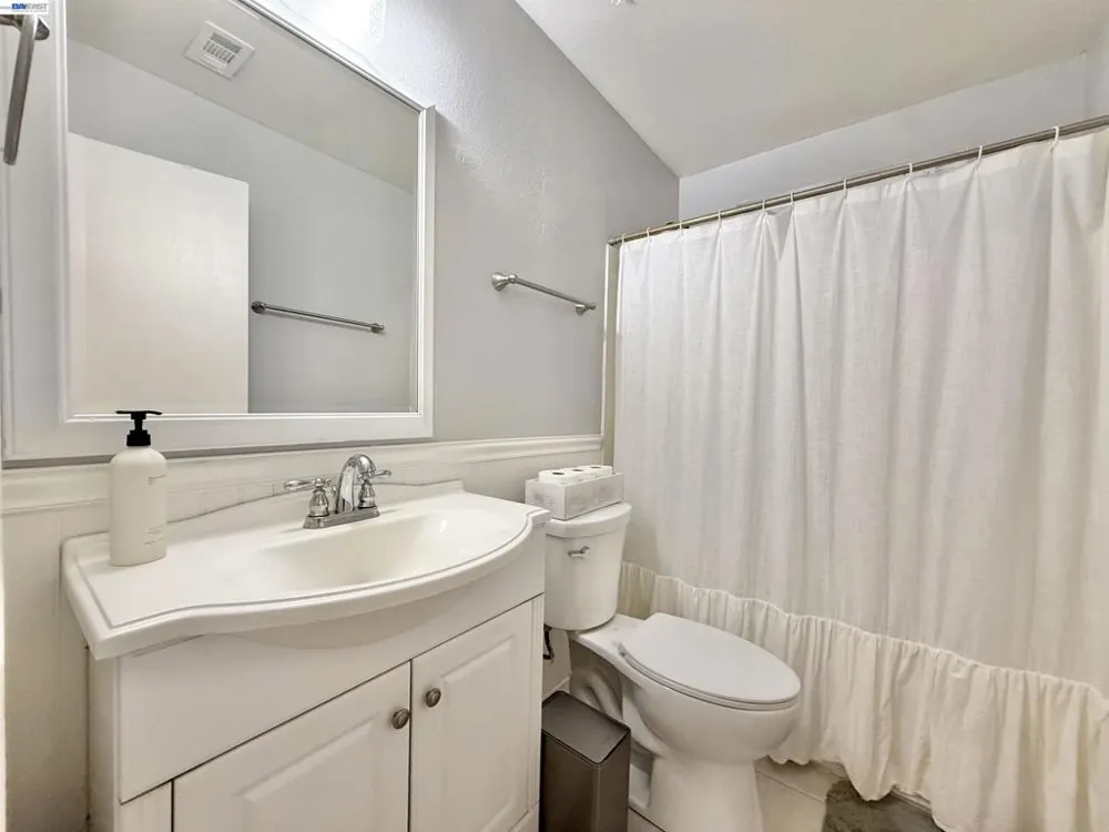 1357 Pajaro Ave Manteca, CA 95336