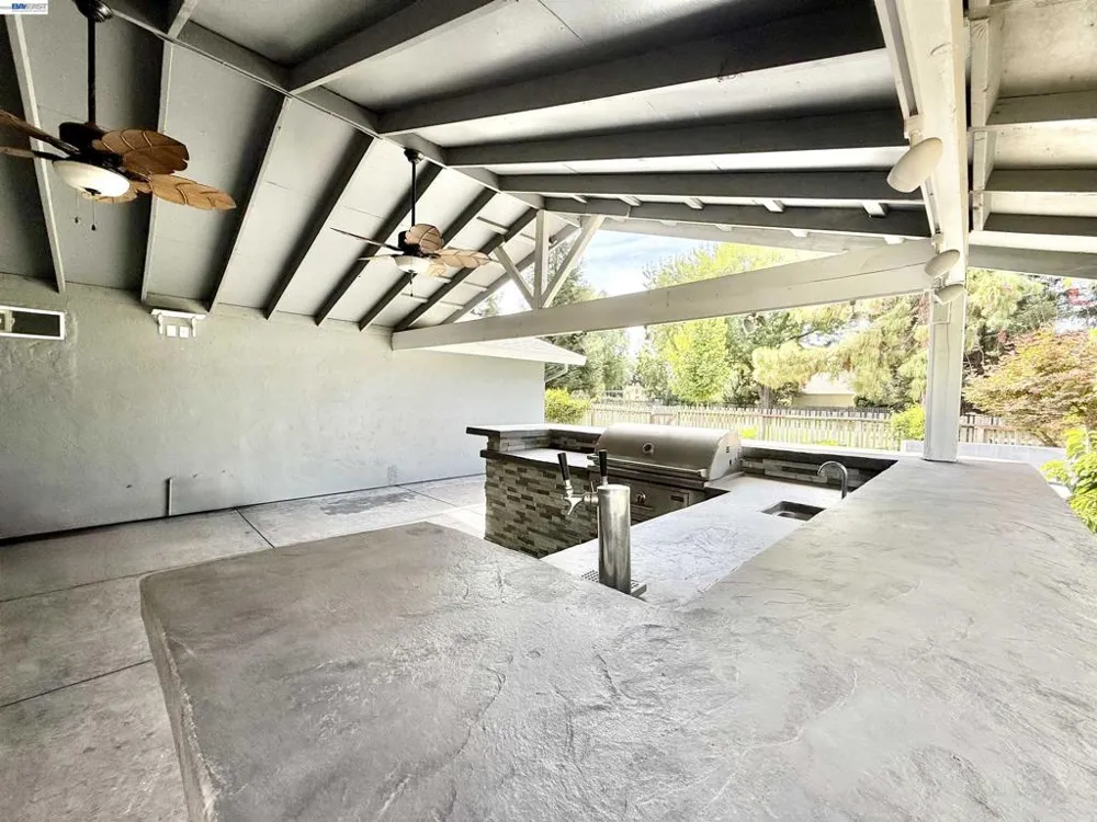 1357 Pajaro Ave Manteca, CA 95336