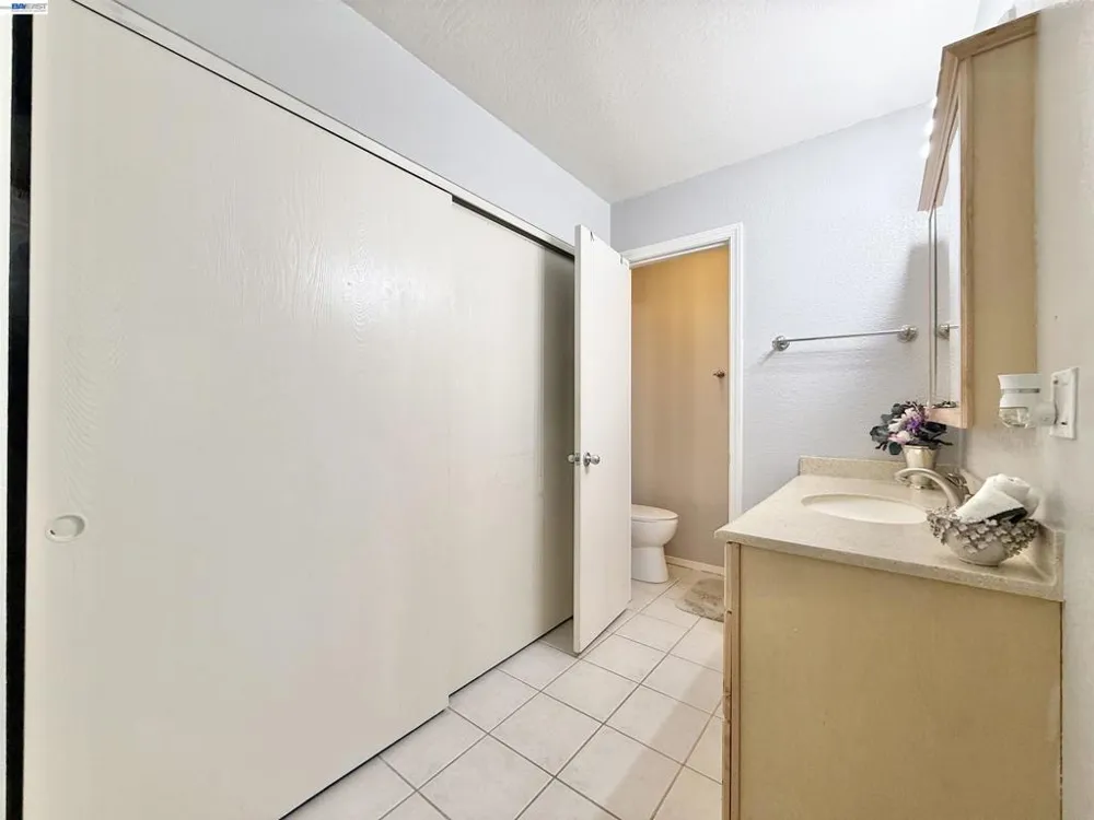 1357 Pajaro Ave Manteca, CA 95336