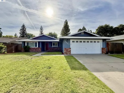 1357 Pajaro Ave